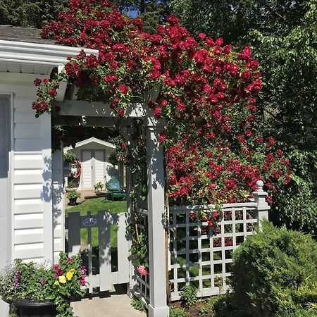 Alexandria House Bed & Breakfast West Kelowna Dış mekan fotoğraf
